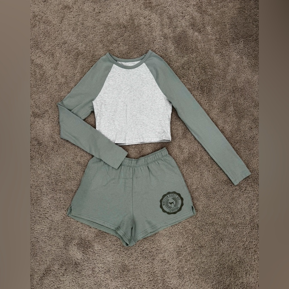 Victoria's Secret Pink Sage and Gray lounge set